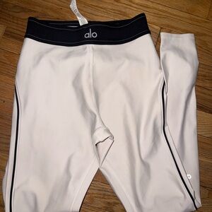 ALO Yoga White Leggings with Black Accents